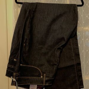 NWT: NYDJ Marilyn straight leg, dark rinse 22w